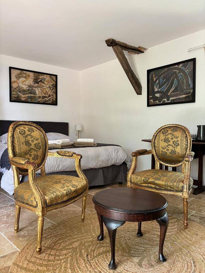 Location de vacances pour 2 personnes, avec jardin ainsi que terrasse et vue à Savignac - 3