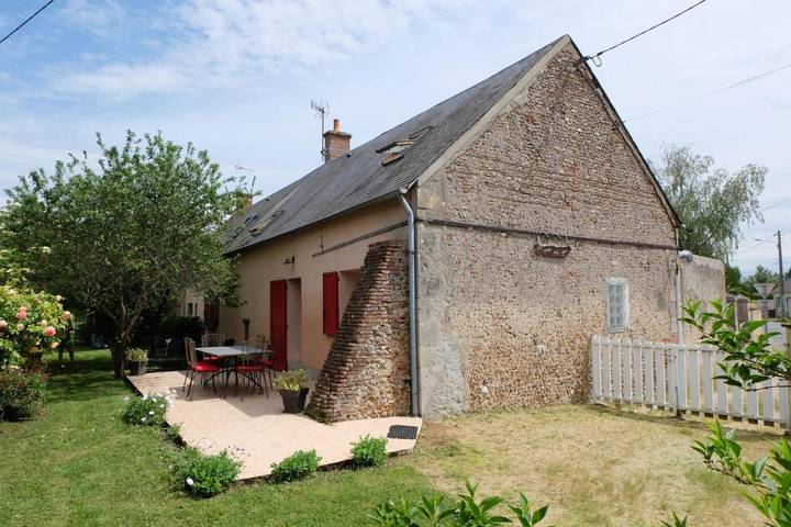 Location de vacances pour 6 personnes, avec jardin à Saint-Père-sur-Loire