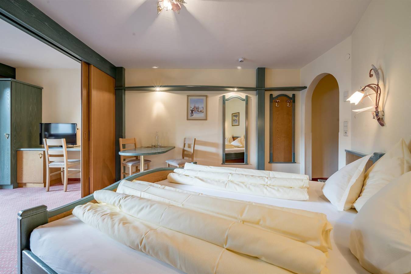 Hotelsuite "Tamara" 2-4 Personen, Frühstück in Sölden, Ötztal