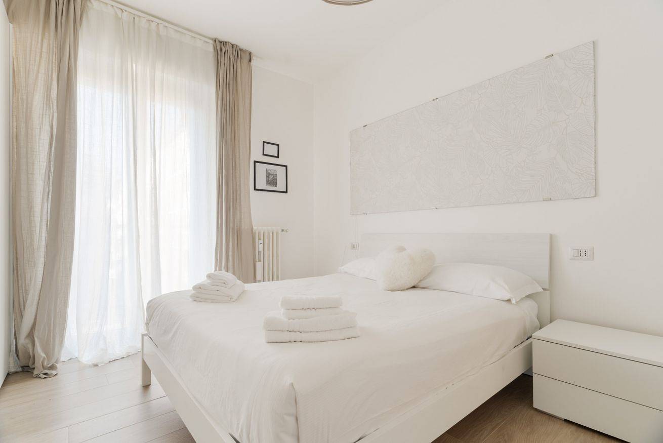 Appartamento intero, Guesthost - Spacious Balcony Apartment X6 in Milano, Provincia di Milano