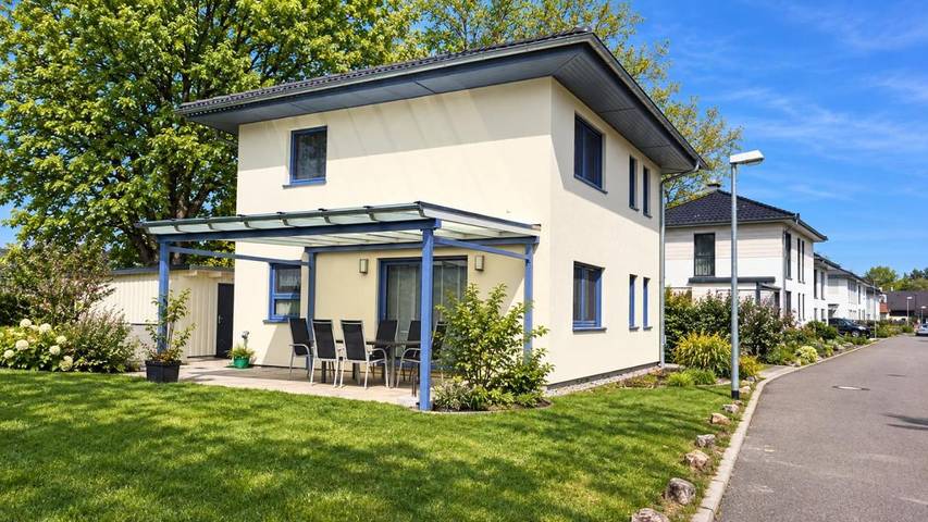 Ferienhaus für 6 Personen, mit Terrasse und Garten sowie Sauna und Seeblick in Thüringer Kernland