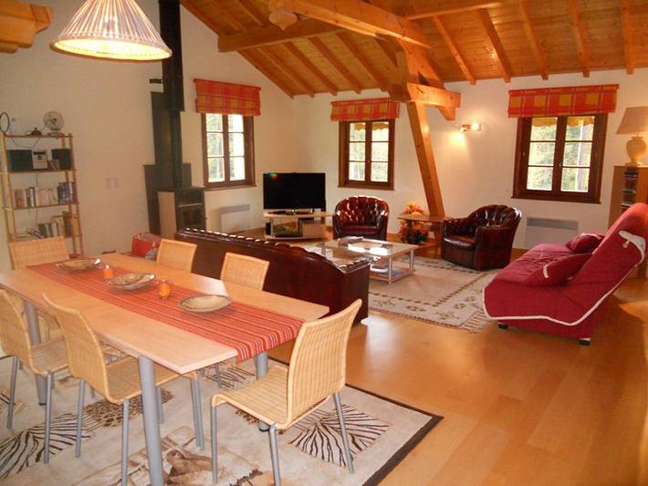 Gîte pour 6 personnes, avec Terrasse ainsi que Jardin et Vue