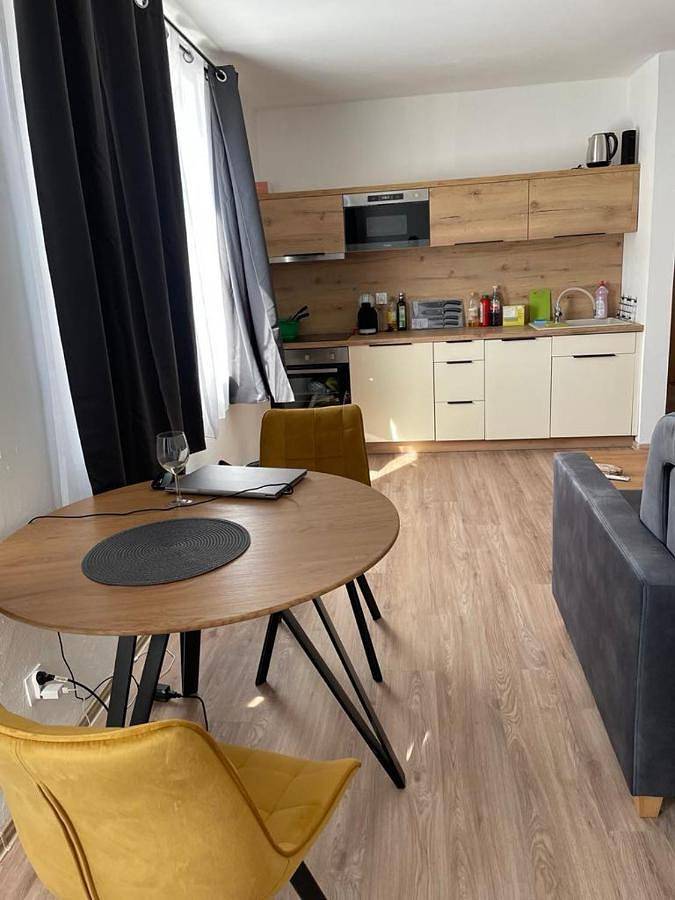 Apartament wakacyjny dla 6 osób, z widok i taras w Mikulov