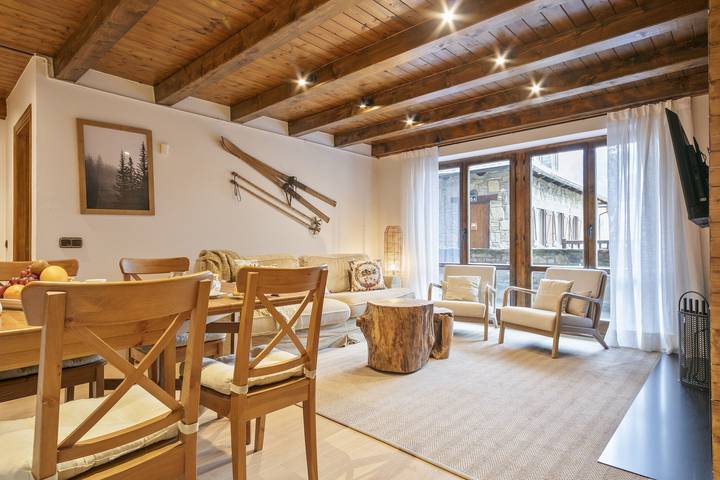 Gîte pour 4 personnes, avec terrasse dans Vielha - 2