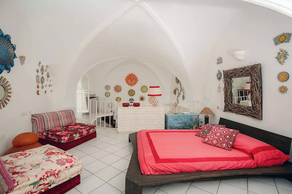 The House of the Sun in the Piazzetta of Capri in Capri, Provincie Naples