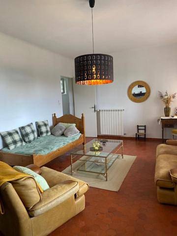 Location de vacances pour 5 personnes, avec vue et jardin, animaux acceptés à Villeneuve - 4