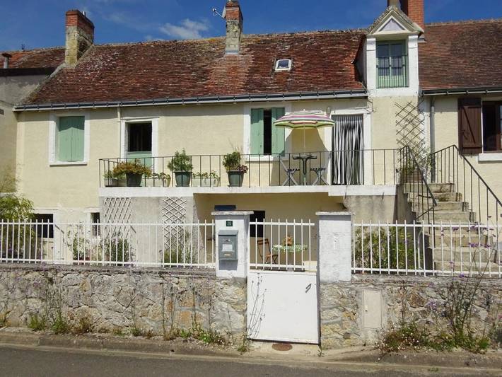 Gîte pour 5 personnes, avec balcon et vue, animaux acceptés à Ferrière-Larçon