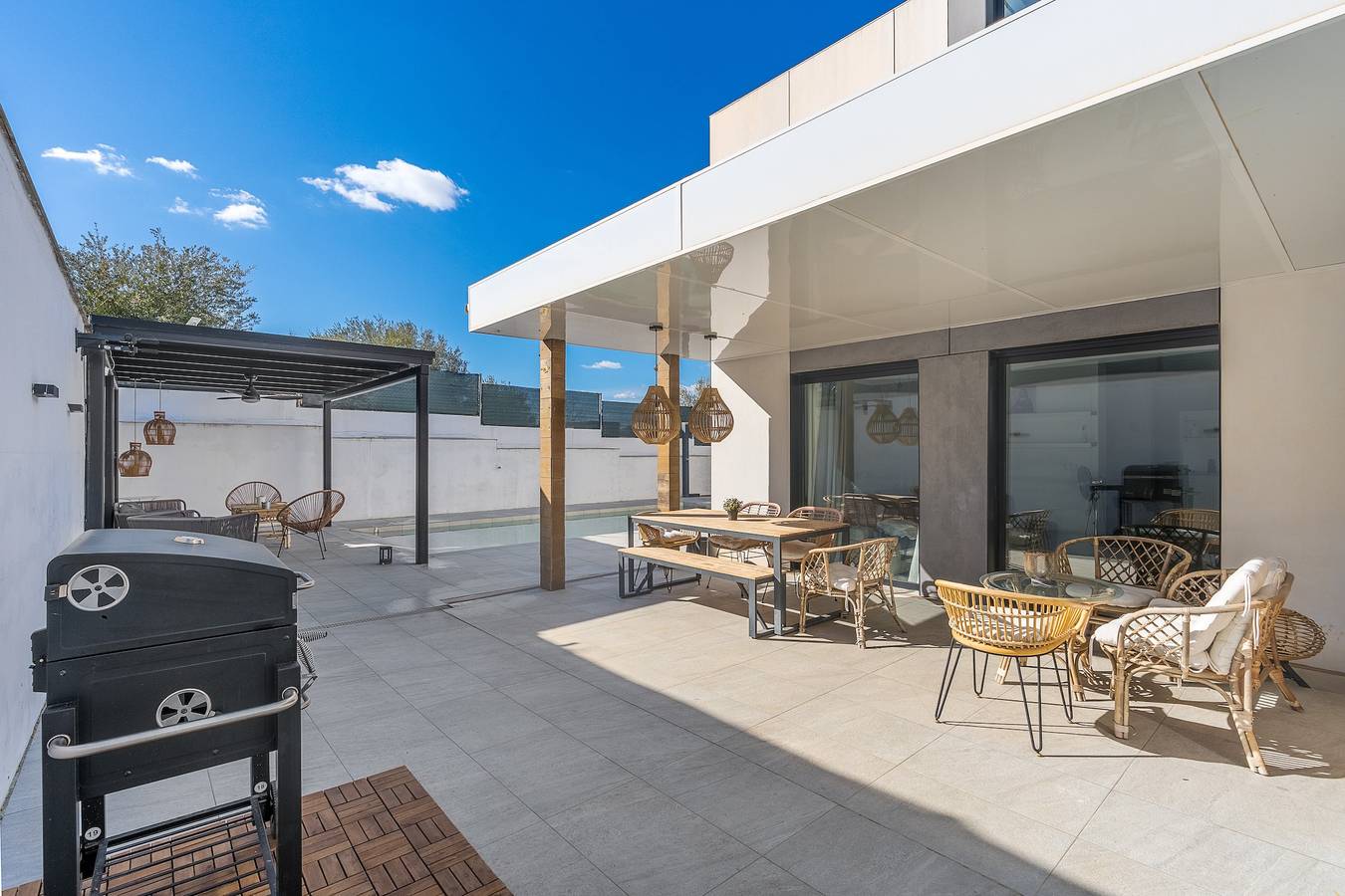 Ferienhaus 'Ihr Privates Paradies mit Pool' mit Bergblick, Wlan und Klimaanlage in Albolote, Granada Provinz