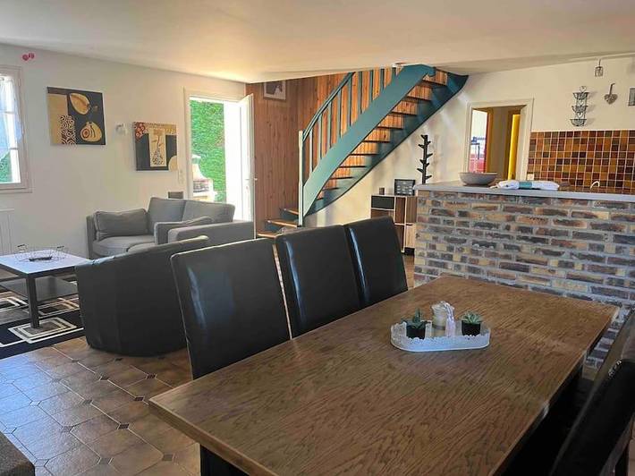 Location de vacances pour 6 personnes, avec jardin et terrasse à Saint-Broladre - 4