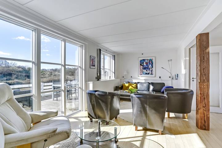 Bungalow für 10 Personen, mit Terrasse und Balkon/Terrasse in Dänemark