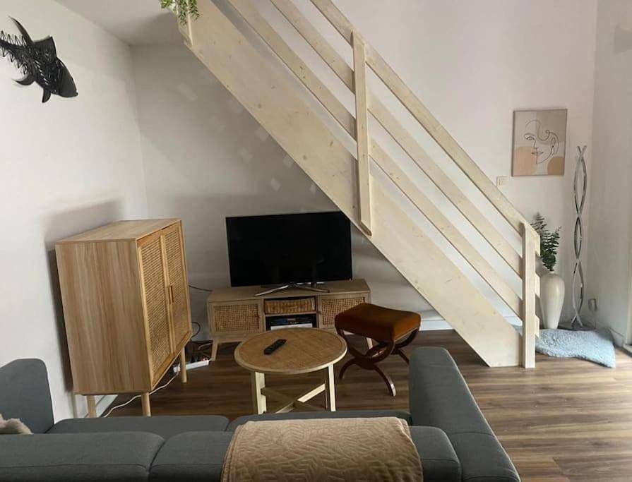 Appartement entier, Two-Bedroom Apartment in Puilboreau, Région de La Rochelle