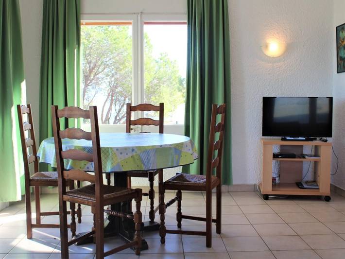 Casa rural para 5 personas, con Terraza y Jardín en Alt Empordà - 4