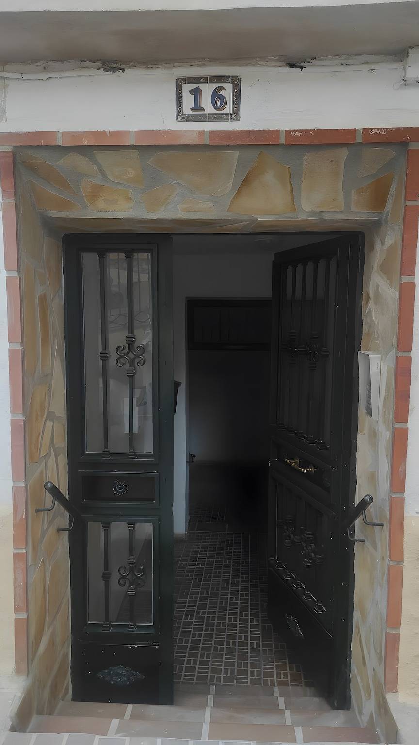 Ganze Wohnung, Apartment Tequila, zentrales Studio mit Klimaanlage in Altstadt Almunecar, Almuñecar