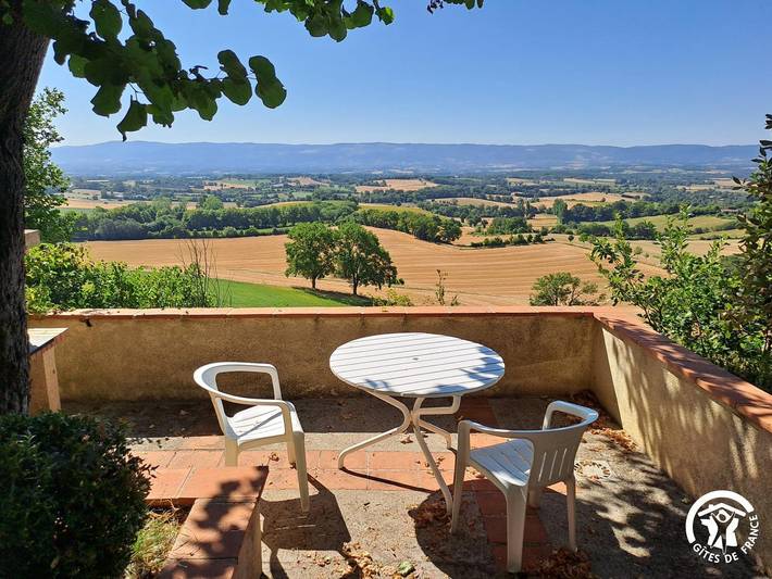 Gîte pour 6 personnes, avec Terrasse et Jardin à Appelle