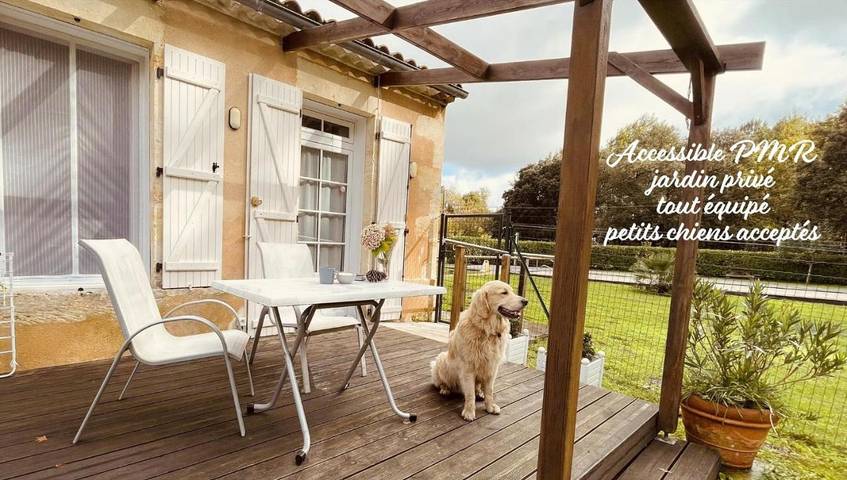 Location de vacances pour 2 personnes, avec piscine et jardin à Listrac-Médoc