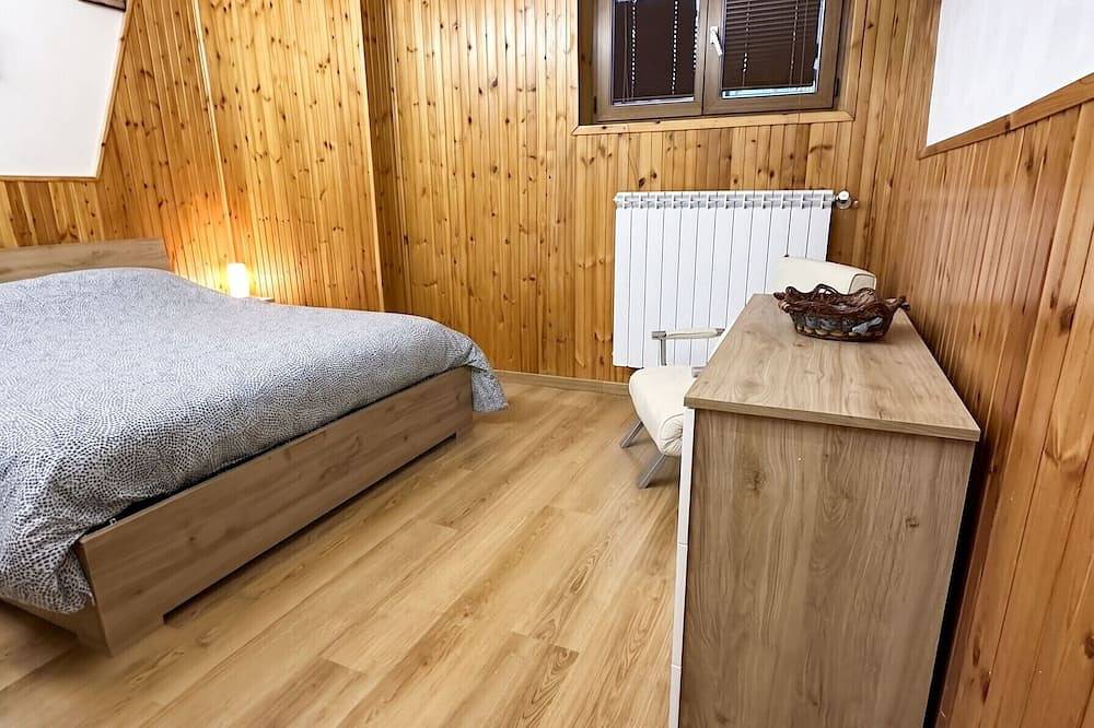 Entire apartment, Homerez - 1-Bedroom Mountain View Apartment in Roccaraso, Alto Sangro