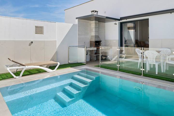Ferienhaus Casas Las Arenas 2 mit privatem Salzwasserpool, WLAN und Klimaanlage in Conil de la Frontera, Costa de la Luz