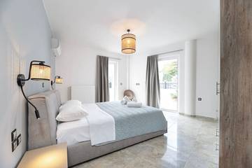 Apartment for 5 People in Kos Town, Kos, Photo 1