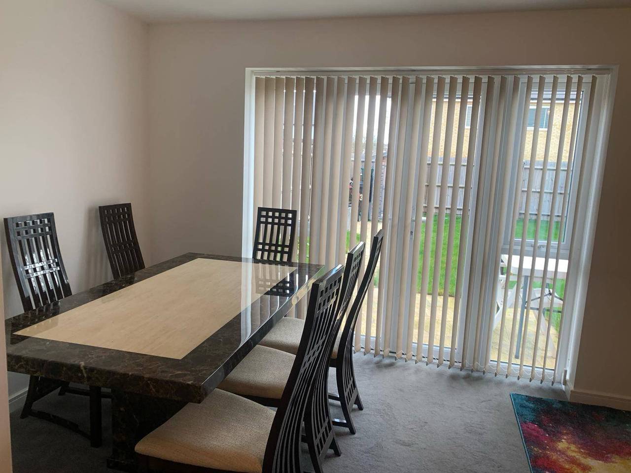 House- Sleeps 6 & Free Parking in Thurrock