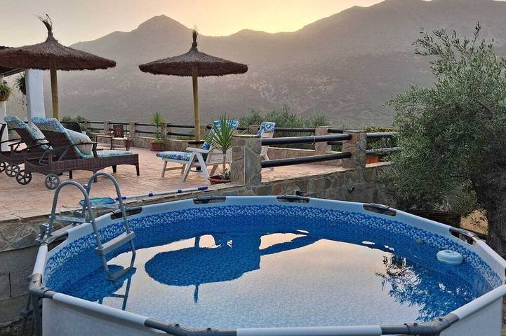 Chalet pour 5 personnes, avec jardin et jacuzzi, animaux acceptés - 1