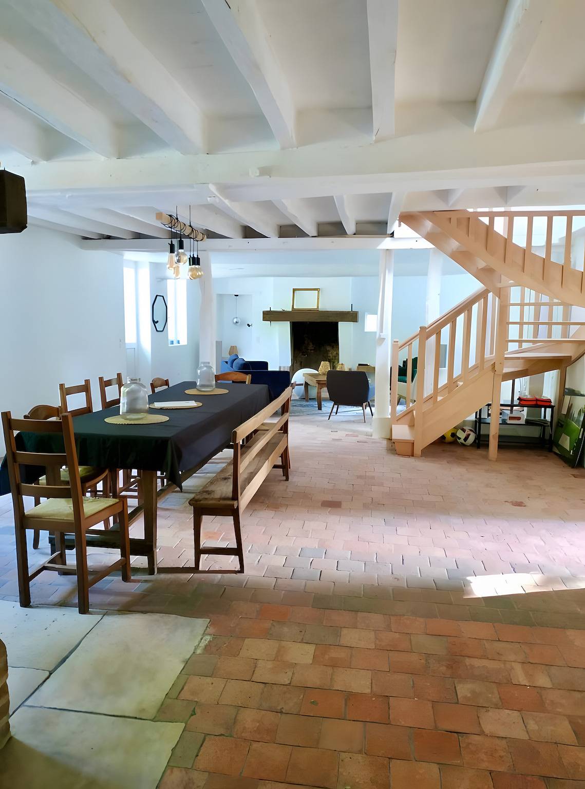 Gran casa en el corazón del bosque, 7 suites / gran dormitorio in Saint-Viâtre, Sologne