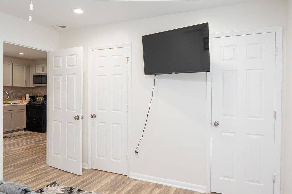 Ganze Wohnung, Modern 2bd in Greensboro, Guilford County