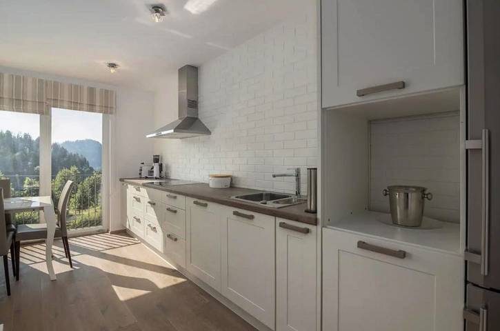 Ferienhaus für 4 Personen, mit Balkon und Terrasse sowie Garten und Ausblick in Bled - 2