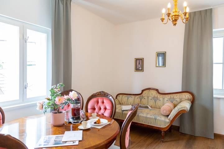 Ferienwohnung für 2 Personen, mit Garten und Balkon in Bad Ischl