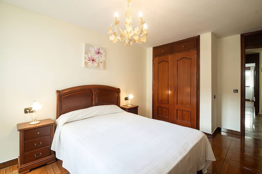 Entire apartment, Los Avines Apartment in Llanes, Costa Verde (Spain)