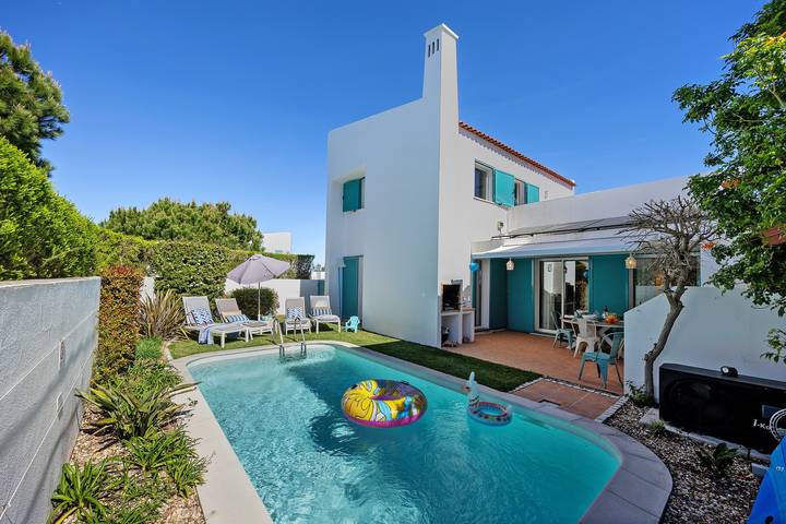 Holiday rental for 6 people, with garden in Alvor