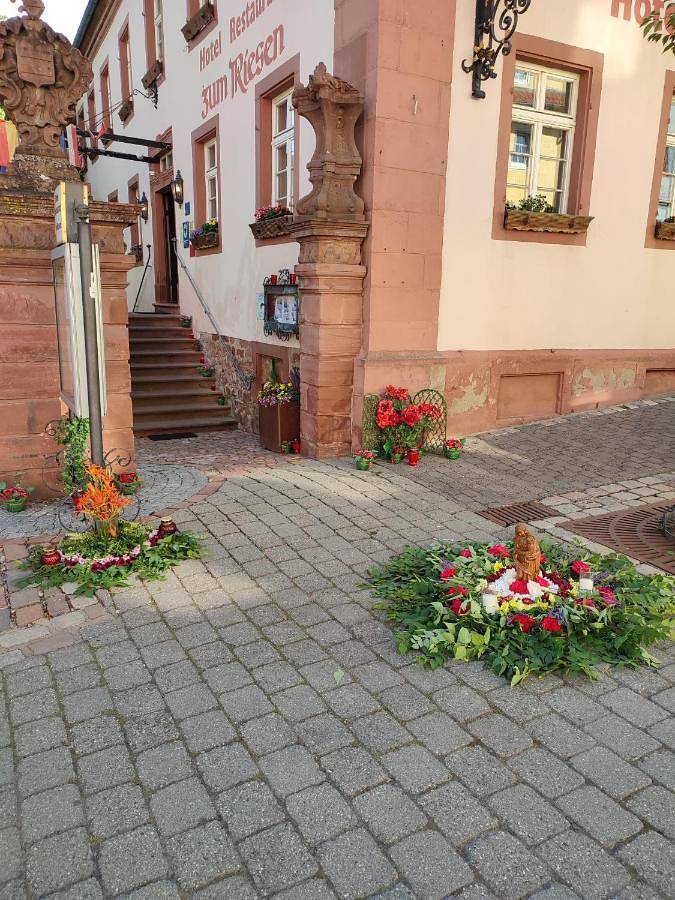 Hotel für 2 Personen, mit Terrasse in Walldürn