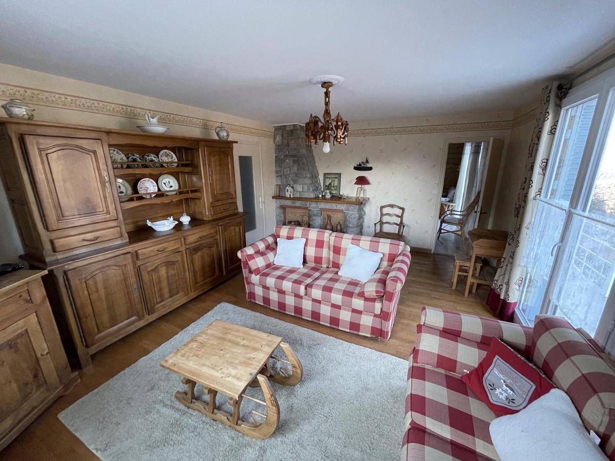 Appartement entier, Two-Bedroom Apartment in Le Moutaret, Isère