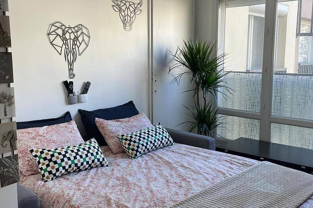 Entire apartment, Studio calme en bord de Seine in Alfortville, Val-de-Marne