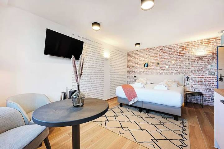 Ganze Wohnung, Appartement Marcel #31 - Rooftop & Air Conditioning in Vanves, Hauts-de-Seine