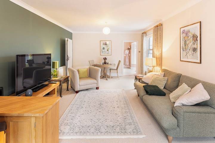 Cottage for 4 people, with garden, with pets in Dorset