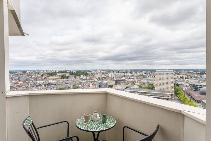 Gîte pour 8 personnes, avec balcon à Rennes - 3