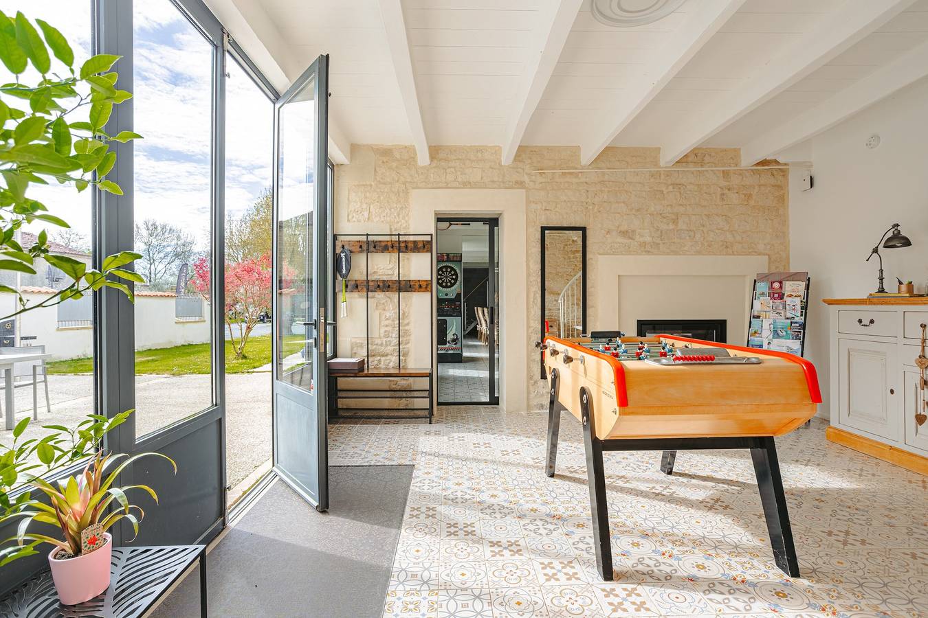 Chambre Ava Rose – Douceur, Élégance et Bien-être in Aigrefeuille-d'Aunis, Région de Rochefort