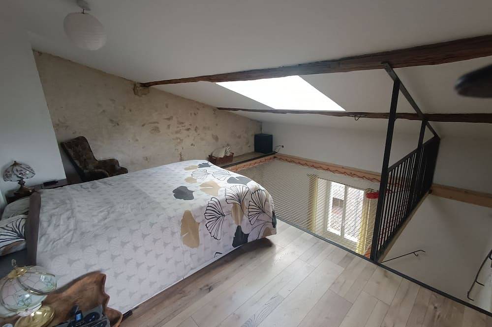 Ganze Wohnung, Duplex with a net in Saint-Vallier-de-Thiey, Cannes und Umgebung