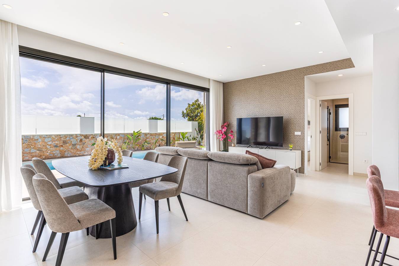 Kuma Luxury Holiday Spaces Sl — Villa Palmera in Enschede, Twente