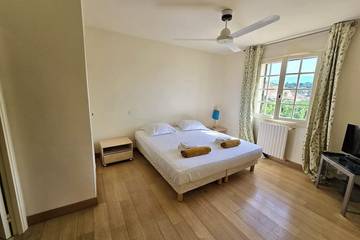 Villa pour 10 Personnes dans Saint-Florent, Cap Corse, Photo 1
