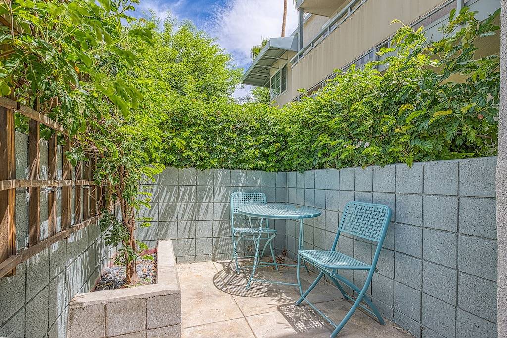 Vacation Apartment for 2 Guests in Palm Springs, Coachella Valley