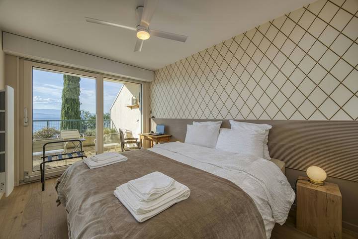 Appartement entier, Appartement d'art au bord du lac Léman in Anthy-sur-Léman, Région de Thonon-les-Bains