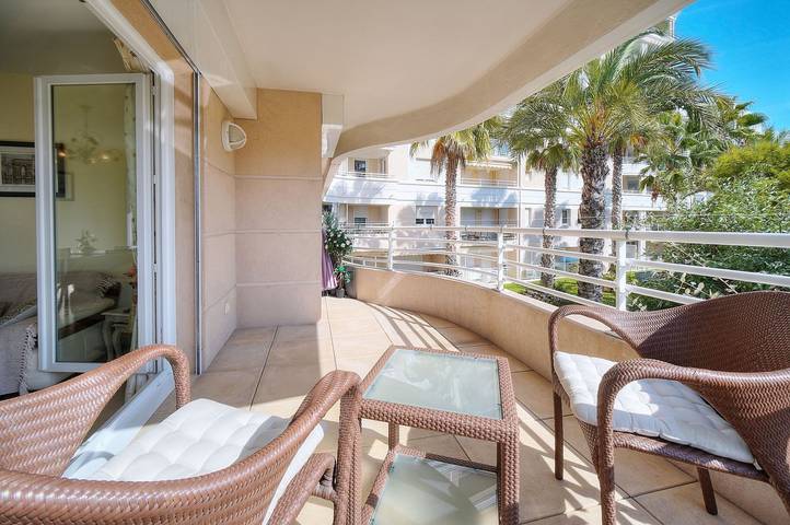 Gîte pour 4 personnes, avec jardin et balcon dans Gare De Cannes - 2
