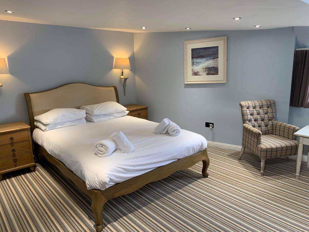 Deluxe Double Room with Sea View in Tarbert, Argyll & Bute