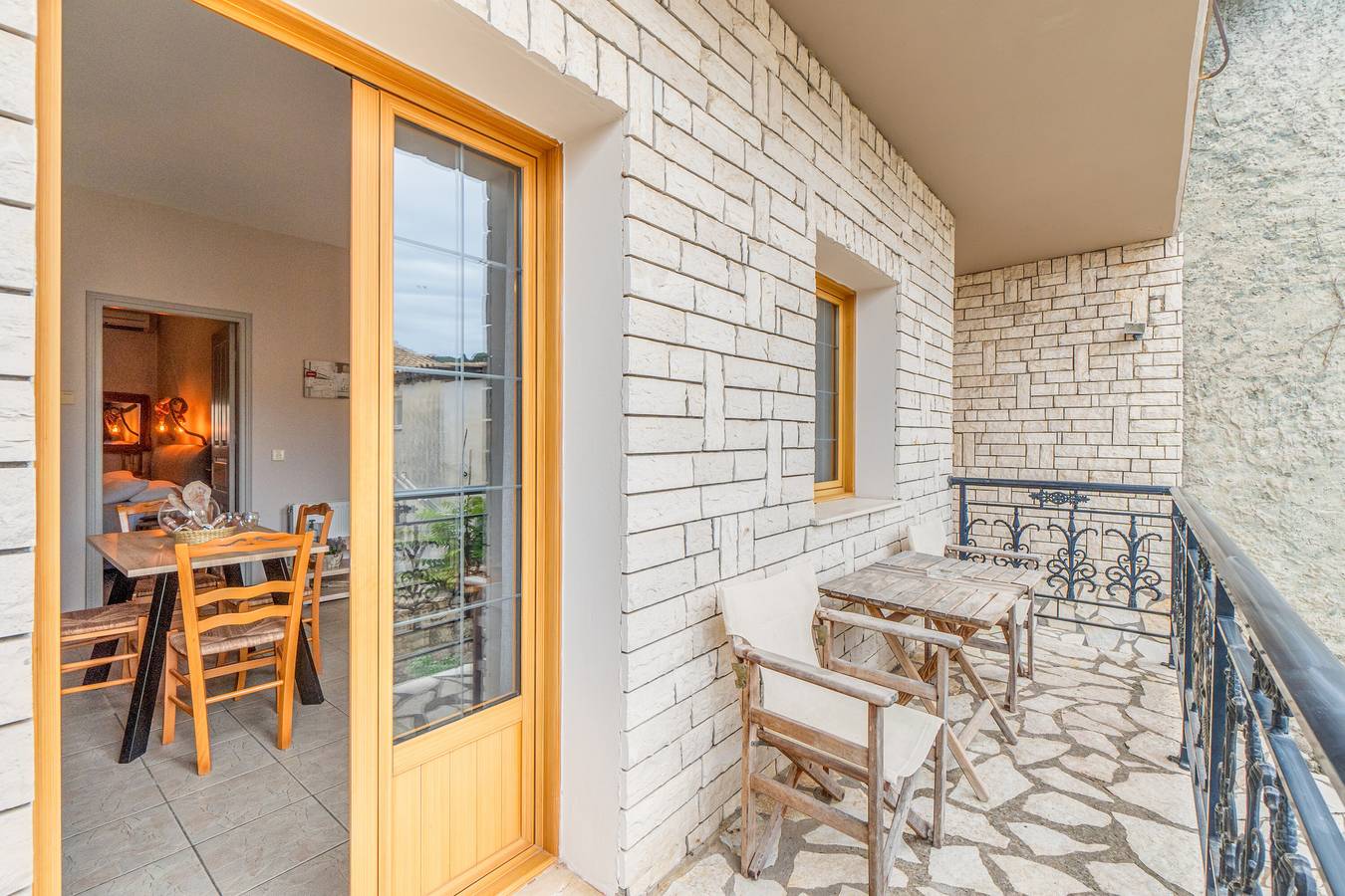 Hotel Apartment "Kefalonia" with Sea View, Garden & Wi-Fi in Gaios, Paxos