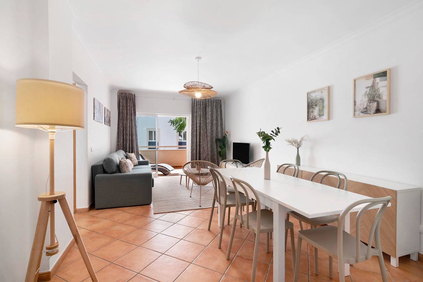 Ganze Wohnung, Ferienwohnung "T2 B Apt Sobreiro" mit Gemeinschaftspool, 2 Balkonen und Wlan in Santa Luzia, Parque Natural da Ria Formosa