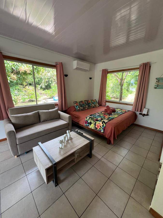 Maison d’hôte pour 3 personnes, avec terrasse ainsi que jardin et vue dans Huahine - 3