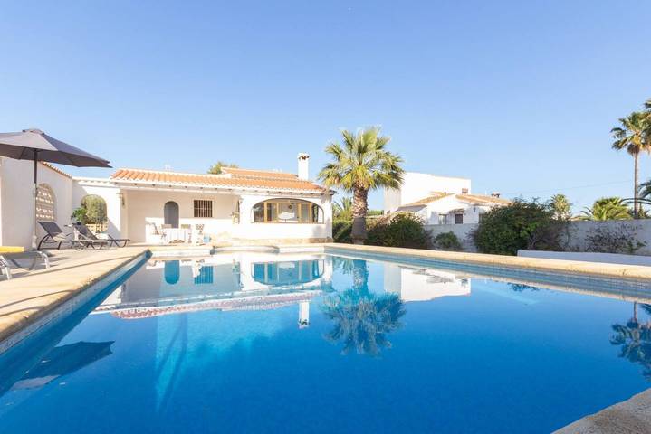 Casa rural para 4 personas, con Balcón/Terraza además de Jardín y Piscina en Marina Alta - 2
