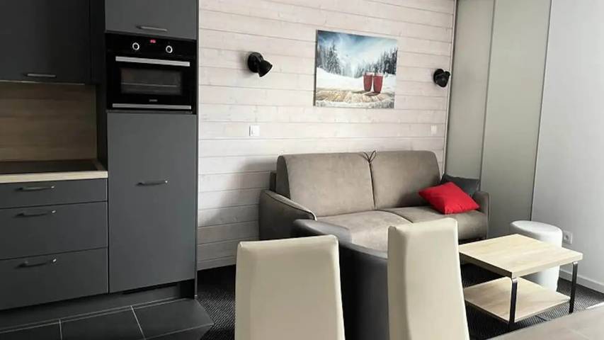 Appartement de vacances pour 7 personnes, avec balcon et piscine, animaux acceptés - 1