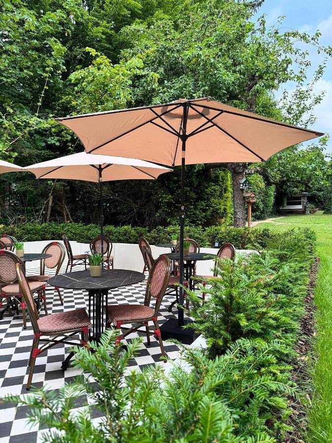 Villa V - Petit Hôtel in Fauquemont, Limburg (Pays-Bas)